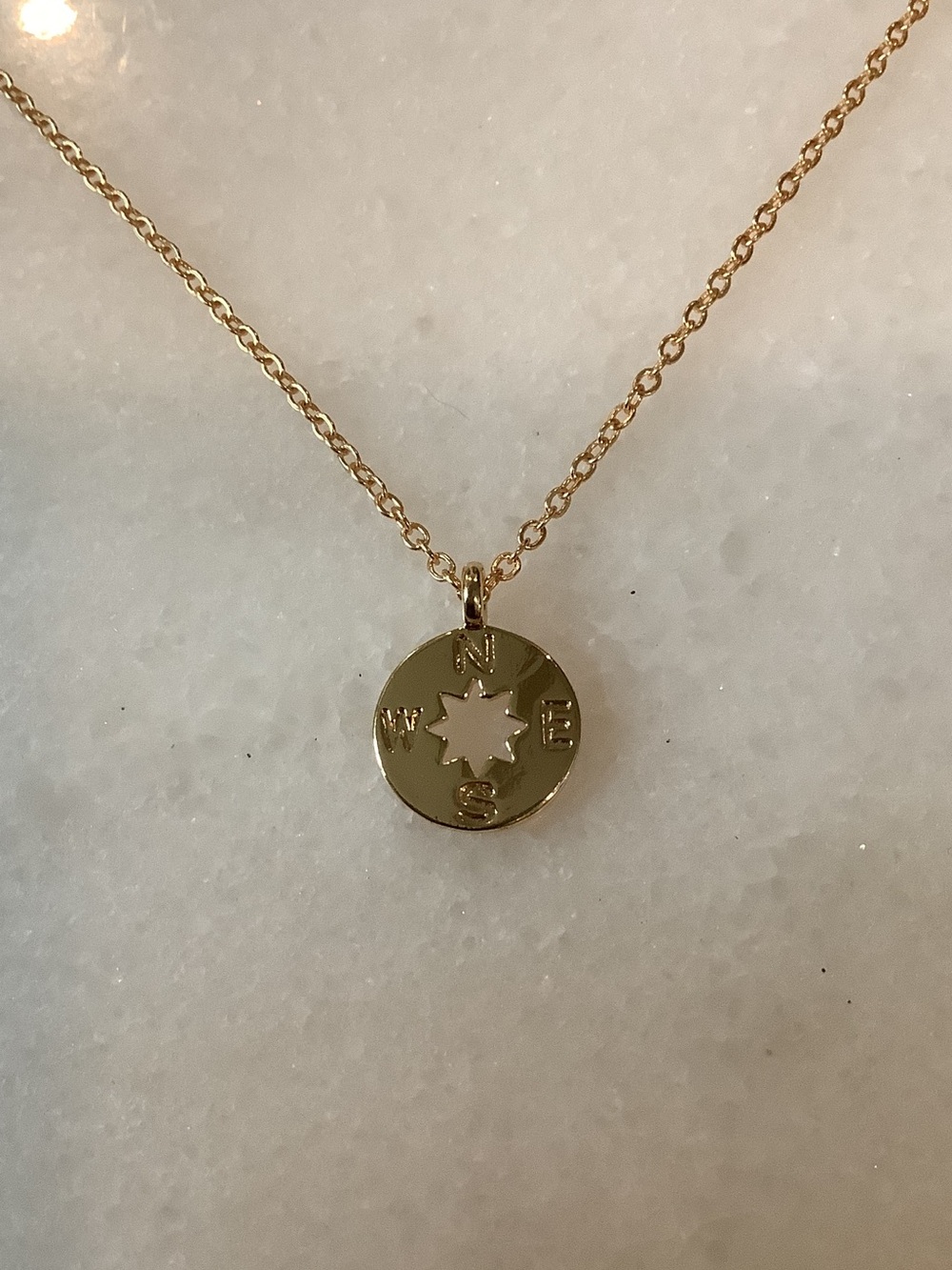 Delicate Gold Tone “Going Places” Starburst Pendant Necklace, Brand New - Picture 2 of 2